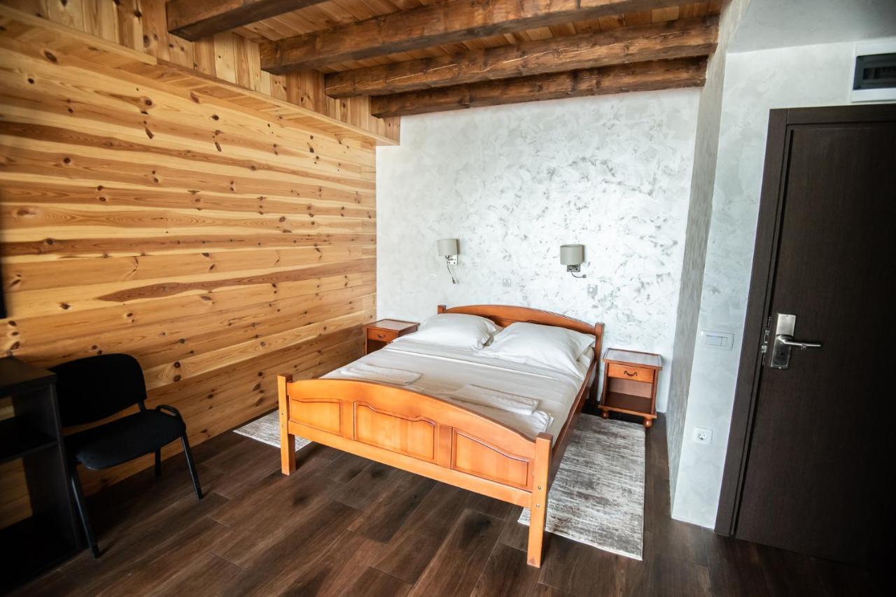 Enigma Hotel